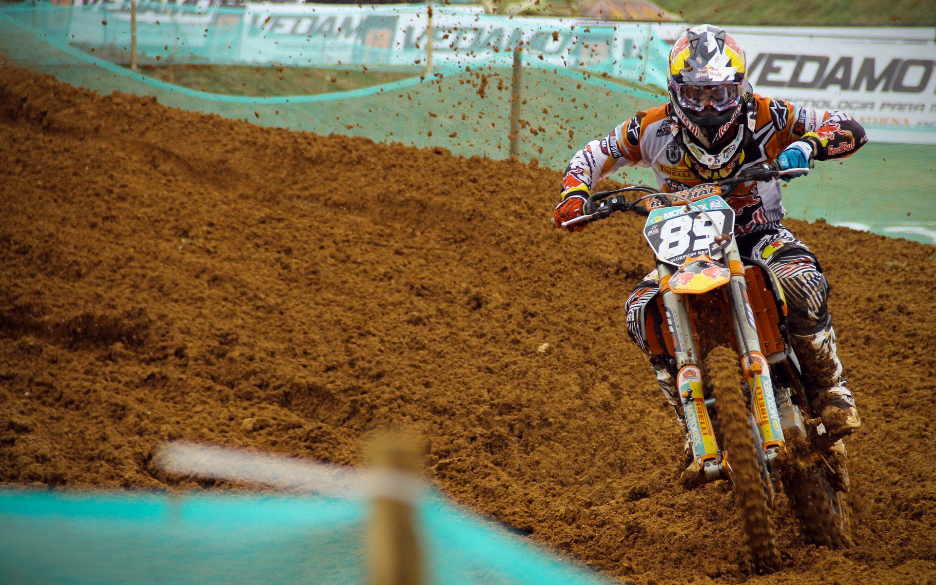 足协杯常规赛激情夜！萨巴伦卡里突外投，北京国安险胜迈阿密热火